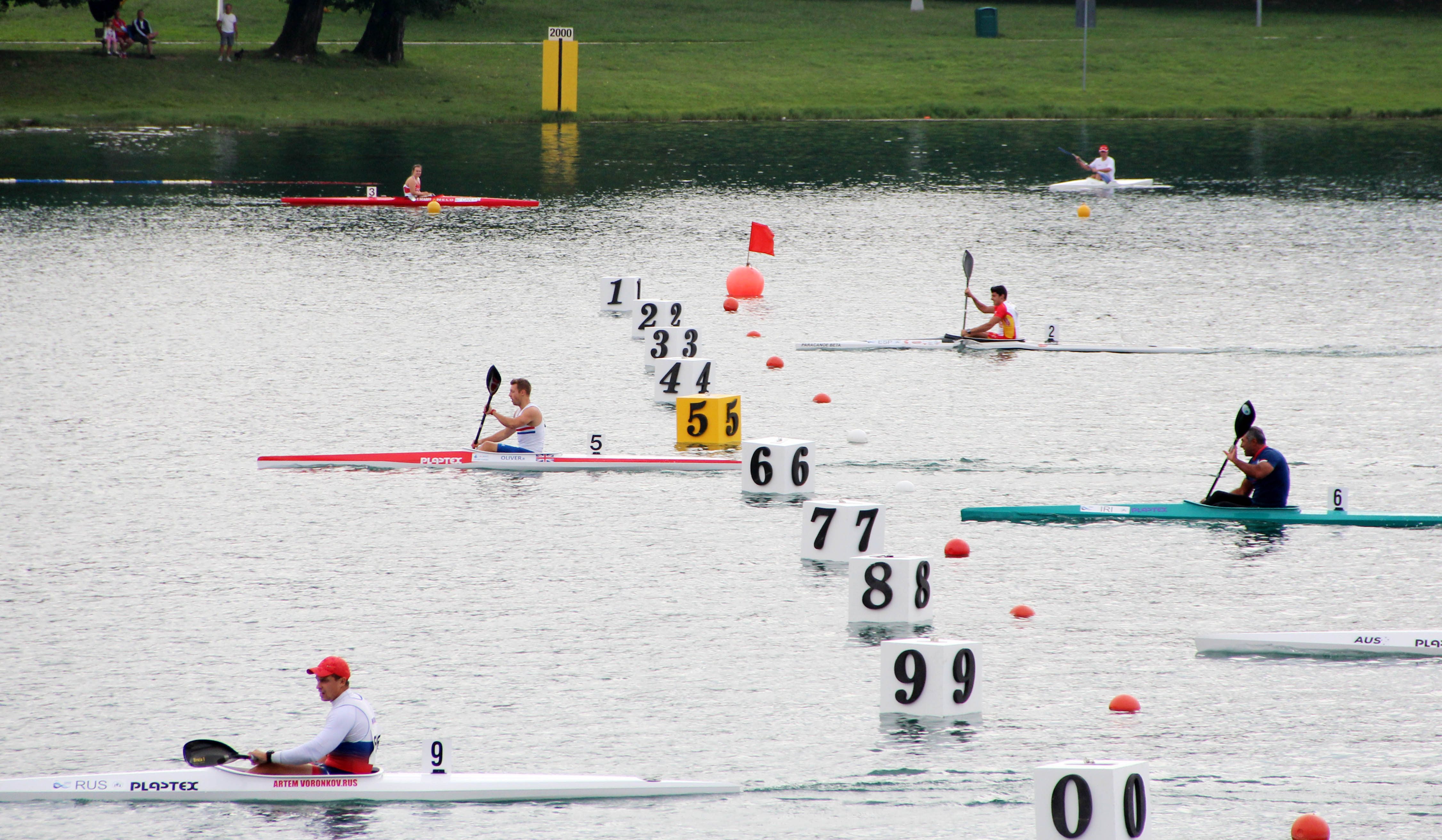 Jonás García en las semifinales de kayak. Foto: RFEP