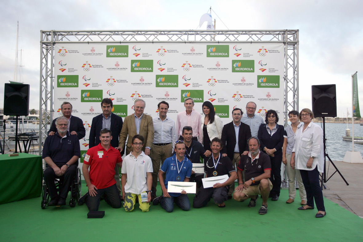 Foto de familia en la entrega de premios