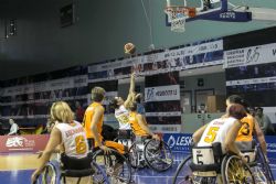 JUGADA ESPAA-HOLANDA PARTIDO DE BALONCESTO EN SILLA DE RUEDAS EUROPEO 2015