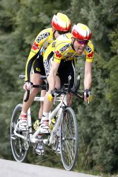 Christian Venge y su piloto, David Llaurad, en el Campeonato Interautonmico de Ciclismo en Tndem 2007.