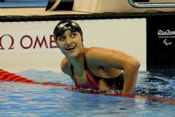 Mara Delgado, medalla de bronce en la final de 100 metros espalda con un tiempo de 1,12,,73 que marc un nuevo rcord de Espaa.