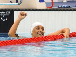 Teresa Perales medalla de bronce en los 100 metros braza.