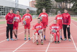 Los miembros del Equipo Cofidis de Promesas Paralímpicas de Ciclismo