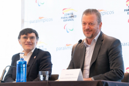 Alberto Durán y Andrew Parsons durante la rueda de prensa