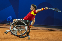 El ‘Pódcast Paralímpico’ repasa los éxitos internacionales del mes de octubre y se acerca al tenista paralímpico Dani Caverzaschi a través de su madre 