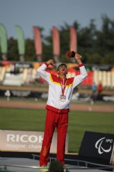 Jos Mara Pmpano celebra su medalla de bronce en los 1.500 metros (clase T36) del Mundial de Lyon 2013