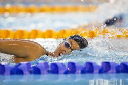 Teresa Perales nadando 200m libres