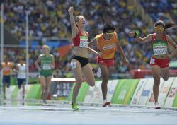 Izaskun Oss gana la medalla de bronce en su estreno en unos Juegos Paralmpicos en los 1500 metros de Ro 2016