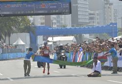Alberto Surez Laso medalla de plata en Ro 2016 en el maratn de la clase (T12) con 2:33:11