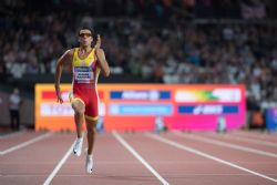 Joan Munar gana la medalla de bronce en los 100 metros T12 durante el Campeonato del Mundo de Atletismo Paralmpico de Londres.