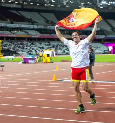 Hctor Cabrera consigue la medalla de bronce en lanzamiento de jabalina F13 durante el Campeonato del Mundo de Atletismo Paralmpico de Londres.