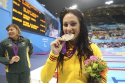 Sarai Gascon, gana la medalla de plata en los 100 metros mariposa de los Juegos Paralmpicos de Londres 2012