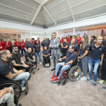 Foto de grupo en la despedida del Equipo Paralímpico por el presidente del Gobierno Pedro Sanchez