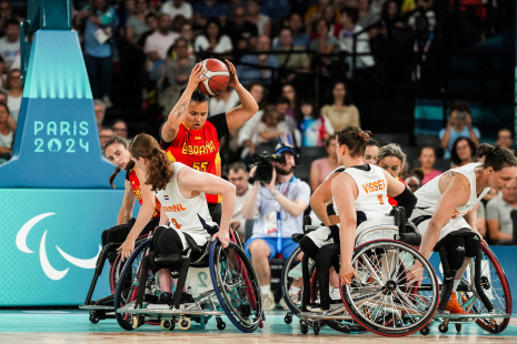 Equipo de baloncesto mujeres en silla de rudas en cuartos de final 