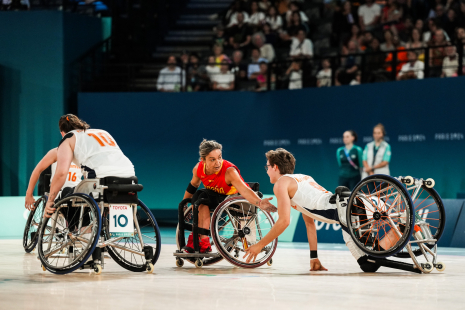 Equipo de baloncesto mujeres en silla de rudas en cuartos de final 