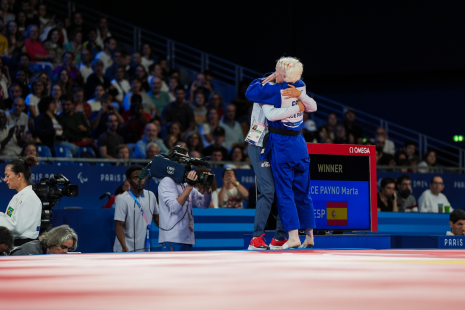 Marta Arce medalla de bronce mujeres -57 KG J2