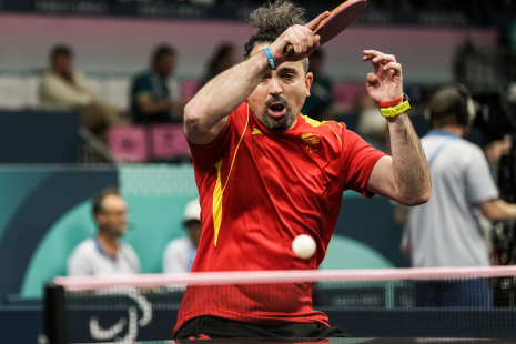 Jorge Cardona en los cuartos de final hombres individual - clase 9 