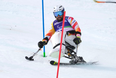 Javier Marcos en la 2ª manga de slalom, Milán Cortina 2026